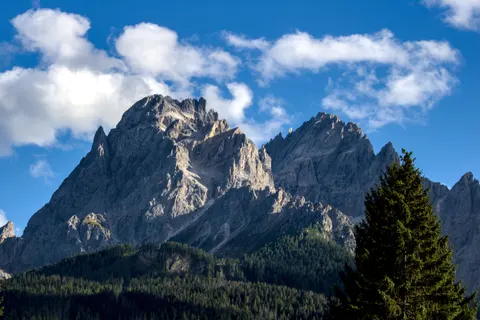 Dolomites 4K Wallpaper · mountains · 3840×2556