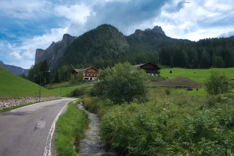 Обои Доломиты 4K · mountains · 3840×2560