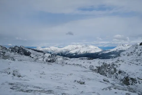 Fondo de pantalla Dolomitas 4K · mountains · 3840×2560