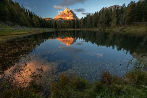 Mountain Lake 4K Wallpaper · mountains · 3840×2561