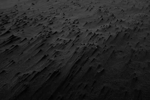 暗色紋理 4K桌布 · dark · 3840×2560