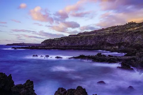 Hình nền Vách Đá Bên Đại Dương 4K · ocean · 3840×2561
