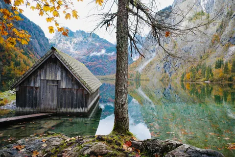 Fondo de pantalla Lago de montaña 4K · mountains · 3840×2560