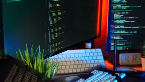 والپیپر صفحه کد با کیفیت 4K · technology · 3840×2160