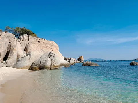 خلفية شاطئ استوائي بدقة 4K · ocean · 3840×2880