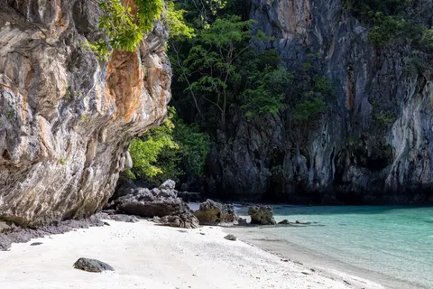 Tropischer Strand 4K Hintergrundbild · ocean · 3840×2561