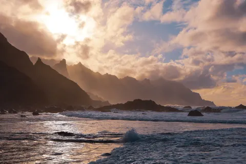 Hình nền Vách Đá Bên Đại Dương 4K · ocean · 3840×2560