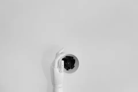 Fondo de pantalla Robot 4K · technology · 3840×2560
