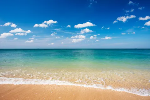 热带海滩 4K壁纸 · ocean · 3840×2563