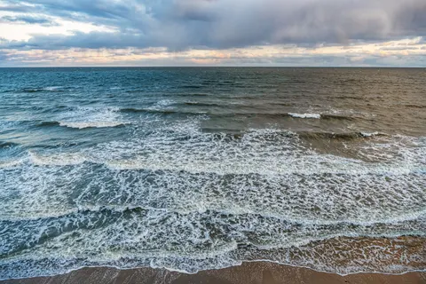 바다 물결 4K 배경화면 · ocean · 3840×2560