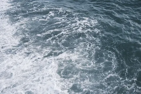 海浪 4K壁纸 · ocean · 3840×2560