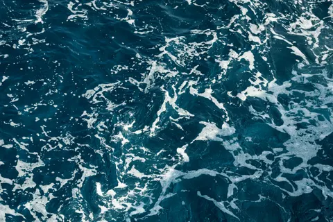 والپیپر امواج اقیانوس با کیفیت 4K · ocean · 3840×2560
