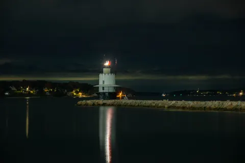 Fond d'écran Côte du phare 4K · ocean · 3840×2563