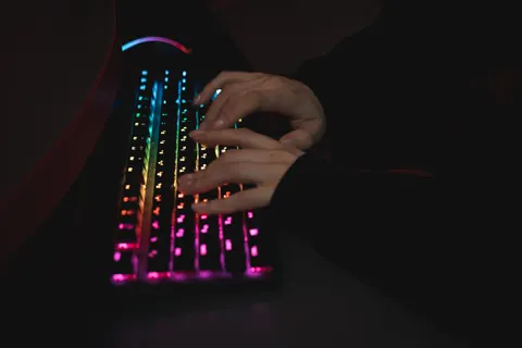 Обои RGB-клавиатура 4K · technology · 3840×2560