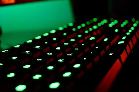 Обои RGB-клавиатура 4K · technology · 3840×2560