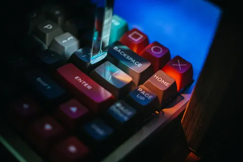 Обои RGB-клавиатура 4K · technology · 3840×2560