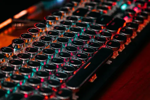 RGB 키보드 4K 배경화면 · technology · 3840×2560