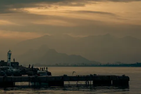 등대 해안 4K 배경화면 · ocean · 3840×2560