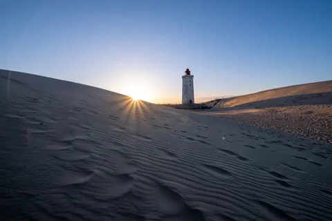Fondo de pantalla Costa del faro 4K · ocean · 3840×2560