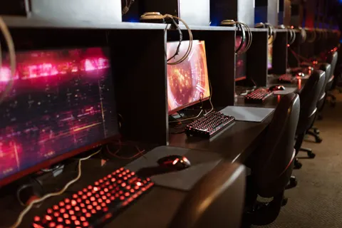 Обои RGB-клавиатура 4K · technology · 3840×2560