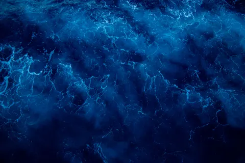 Ocean Waves 4K Wallpaper · ocean · 3840×2563