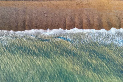 Papel de parede Ondas do Oceano 4K · ocean · 3840×2560