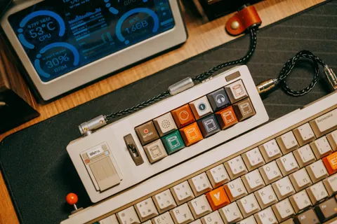 Обои RGB-клавиатура 4K · technology · 3840×2560