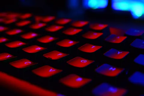 RGB 키보드 4K 배경화면 · technology · 3840×2560