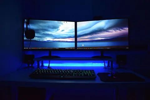 RGB कीबोर्ड 4K वॉलपेपर · technology · 3840×2560
