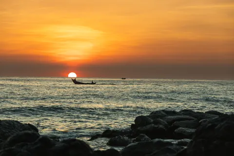 Meeresklippe 4K Hintergrundbild · ocean · 3840×2560