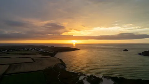 Fond d'écran Falaise océanique 4K · ocean · 3840×2158