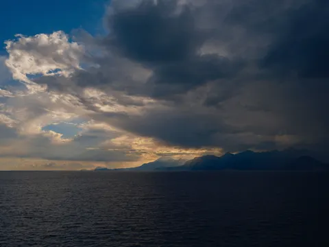 خلفية جرف المحيط بدقة 4K · ocean · 3840×2880