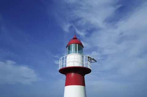 灯台のある海岸 4K壁紙 · ocean · 3840×2553