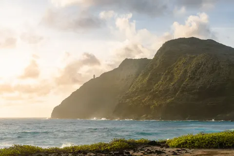 Ocean Cliff 4K Wallpaper · ocean · 3840×2560