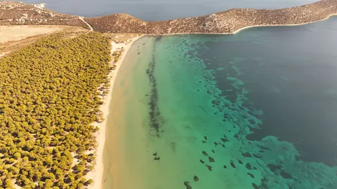 Island Aerial 4K Wallpaper · ocean · 3840×2160