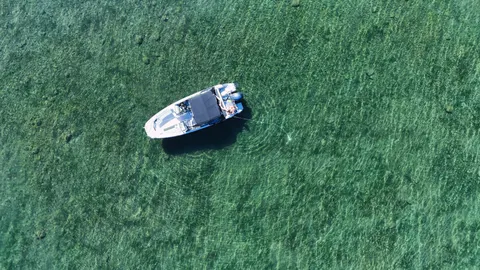 Island Aerial 4K Wallpaper · ocean · 3840×2160