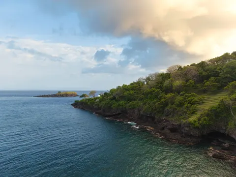Island Aerial 4K Wallpaper · ocean · 3840×2880