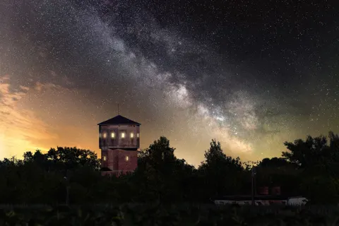 Papel de parede Via Láctea céu noturno 4K · space · 3840×2560