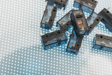 Fond d'écran Circuit lumineux 4K · technology · 3840×2560