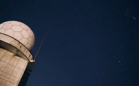 Wallpaper Satelit 4K · technology · 3840×2366