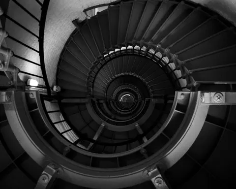 Sfondo Scala a Chiocciola 4K · architecture · 3840×3072