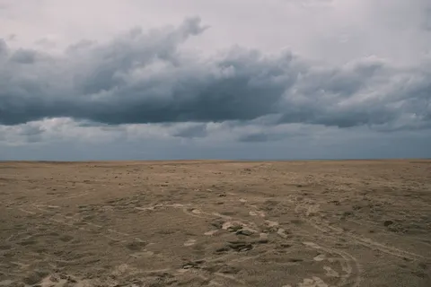 خلفية سماء عاصفة بدقة 4K · nature · 3840×2560