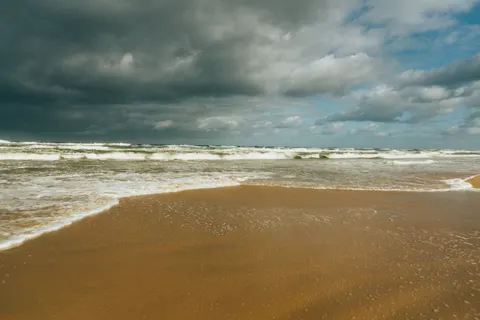 خلفية سماء عاصفة بدقة 4K · nature · 3840×2560