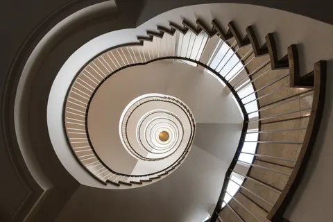螺旋樓梯 4K桌布 · architecture · 3840×2560