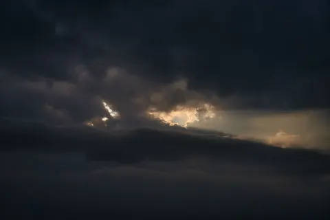 Sturmhimmel 4K Hintergrundbild · nature · 3840×2561