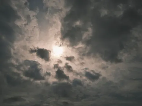 خلفية سماء عاصفة بدقة 4K · nature · 3840×2880