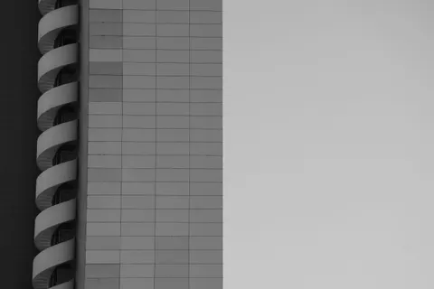 螺旋樓梯 4K桌布 · architecture · 3840×2560
