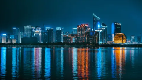 خلفية أفق المدينة ليلاً بدقة 4K · city · 3840×2160