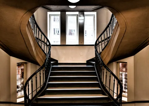 Wendeltreppe 4K Hintergrundbild · architecture · 3840×2743