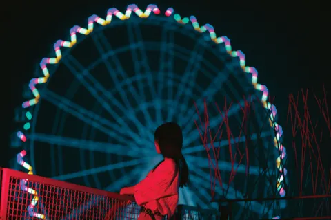 Neon City Street 4K Wallpaper · city · 3840×2560